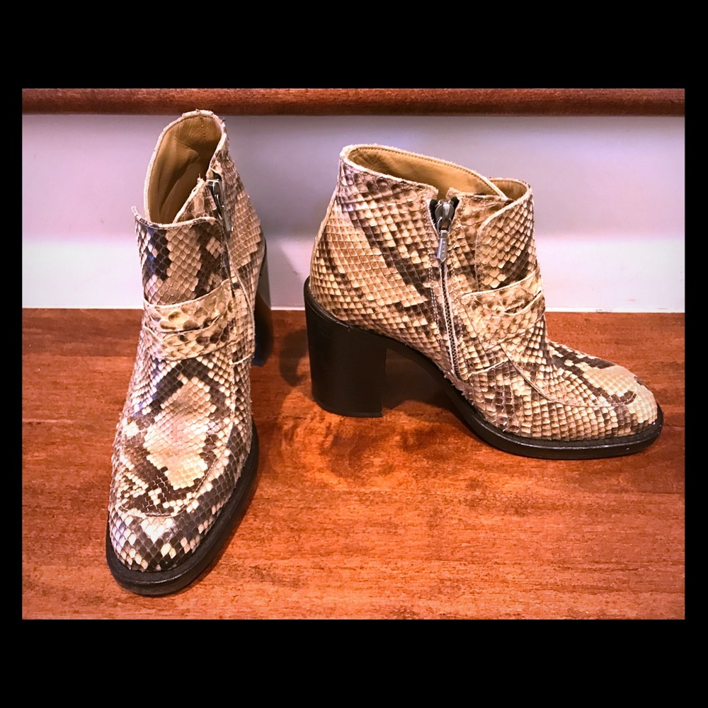 FREELANCE! (From Paris) SNAKE SKIN BOOTIES